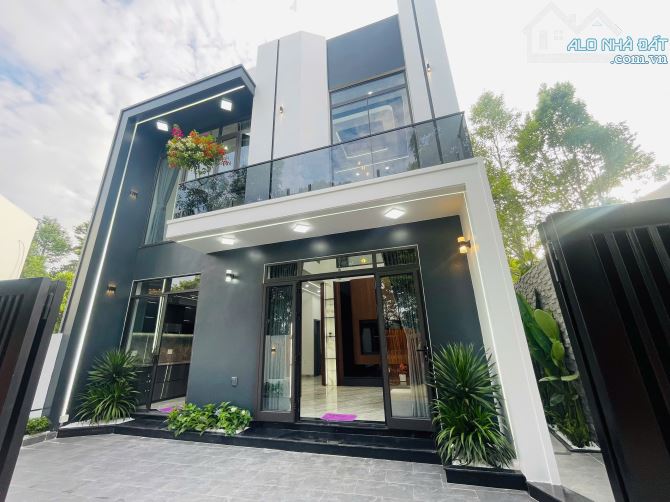 Bán Nhà 2 Tầng- Full nội thất - Kiệt Oto Lê Ngô Cát, Phường Thuỷ Xuân TP Huế