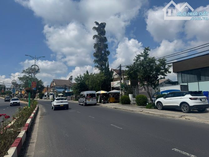 Bán đất diện tích lớn xây khách sạn đường 3 tháng 4 phường Xuân Hương tỉnh Lâm Đồng - 4