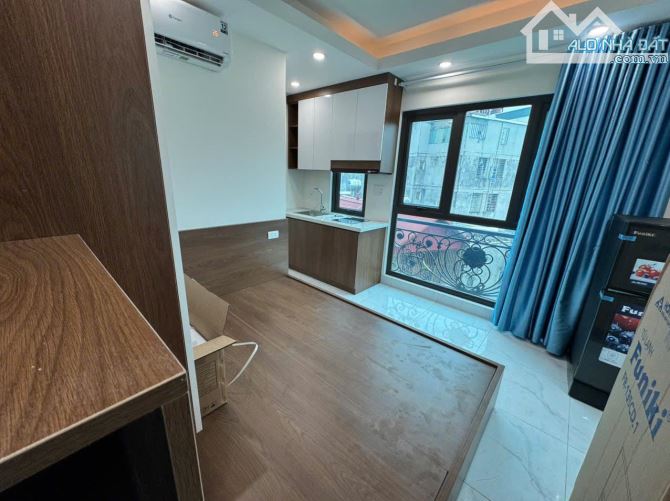 Tòa CCMN CHDV tại Hồ Tùng Mậu, 50m ga tàu điện Metro, 10m ô tô 65m2, 7T 22pkk , DT 120tr/