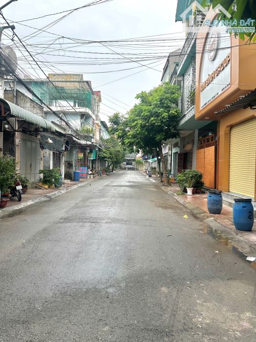 Bán dãy trọ 1 trệt 1 lầu khu dân cư 434 phường Bình Hòa, Tp.Thuận An