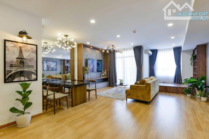 Cần bán căn hộ Chung Cư Cao Cấp Tản Đà số 86, Tản Đà, Phường 11, Quận 5, Tp Hồ Chí Minh(Ph