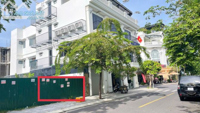 CHÍNH CHỦ BÁN LÔ ĐẤT ĐẸP MT ĐƯỜNG 3A - KĐT HÀ QUANG 2 - NHA TRANG - DT 112M2 - 4