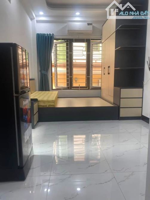 8,5TỶ? BÁN NHÀ PHỐ NGUYỄN KHANG DT44m*6T DÂN XÂY MẶT NGÕ THÔNG 10m RA MẶT PHỐ LỚN - 1
