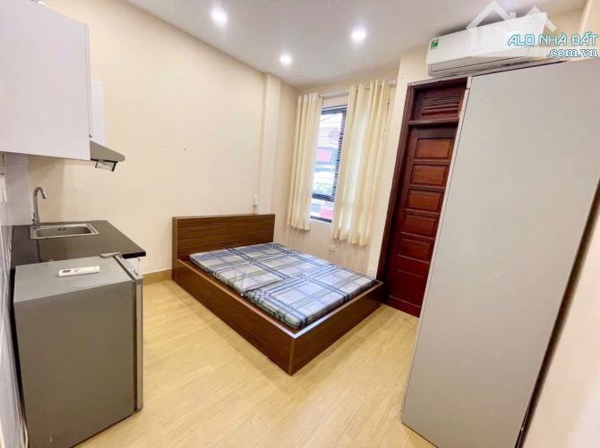 BÁN GẤP NHÀ TRUNG KÍNH DT45m2*6TẦNG NGÕ THÔNG CÁCH MẶT PHỐ VÀO CHỈ 15m. CHÀO 8,8TỶ - 4