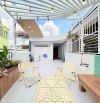 Nhà gần mặt tiền Cô Giang, P. Cầu Kiệu. 2 mặt hẻm, 5PN + sân thượng chill, tặng nội thất.