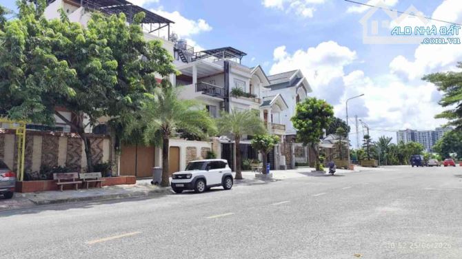 🏡 BIỆT THỰ GÓC 2 MẶT TIỀN – KHU THỚI AN, QUẬN 12, CHỈ 20T.