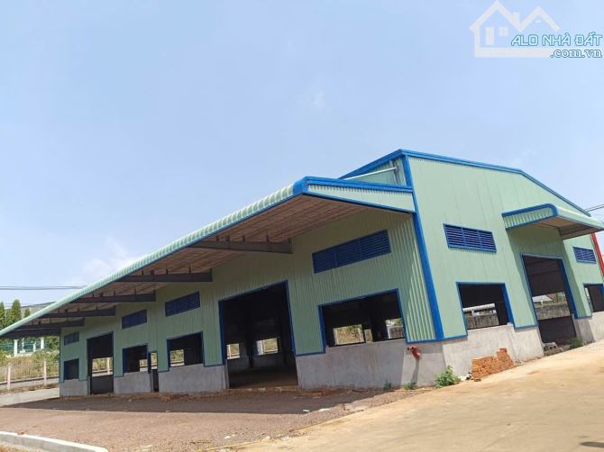 BÁN NHÀ XƯỞNG KCN LONG KHÁNH, TP. ĐỒNG NAI. Giá 1.250.000 USD, DIỆN TÍCH 10.000m2 (1ha). - 1