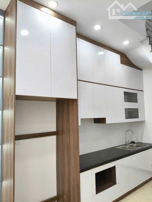 Bán nhà Chợ Hà Đông 32m2 - 5 tầng xây mới giá 5.95 tỷ - 1