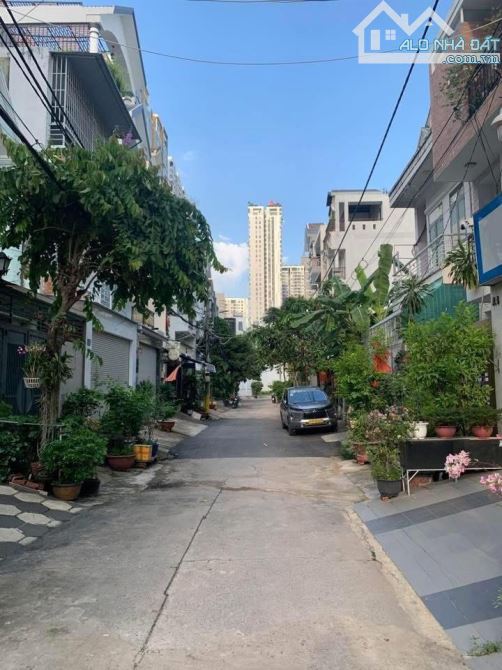 7 Tỷ 990 - HOÀNG QUỐC VIỆT – Lô Đất 80m² - Ngang 5m - Đường 8m - 1