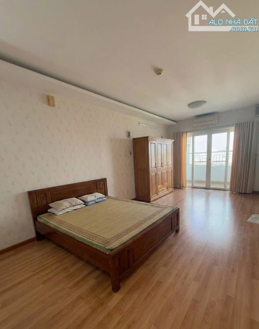 SANG - ĐẸP nhà 4Tầng x 44m2 đường HOA - khu Phan Xích Long - BÁN GẤP - 1