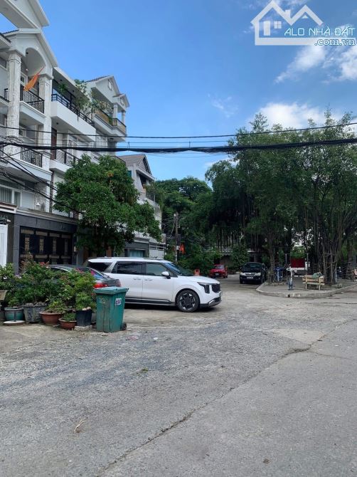 7 Tỷ 990 - HOÀNG QUỐC VIỆT – Lô Đất 80m² - Ngang 5m - Đường 8m - 2