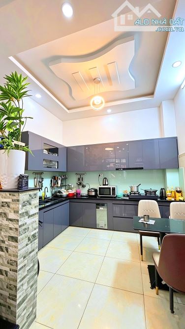 Nhà Đẹp QUẬN 12 cũ - Hẻm Xe Hơi Khu Bộ HIỆP THÀNH - 50m² - 5,3 TỶ. - 2