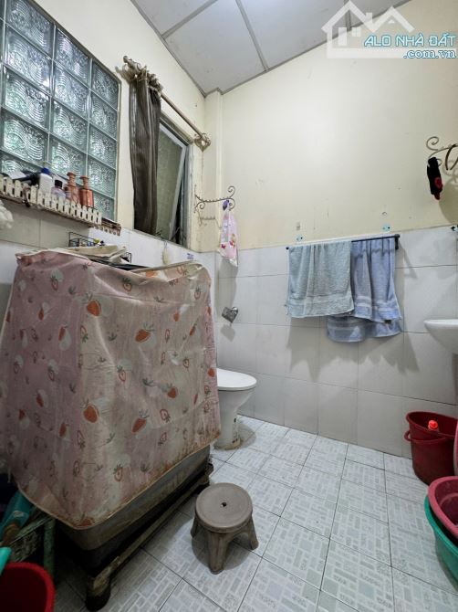GIẢM GIÁ BÁN NHANH NHÀ TẬP THỂ - THANG BỘ - ĐƯỜNG NGUYỄN CHÍ THANH - Q10 – NGAY VÒNG XOAY - 3