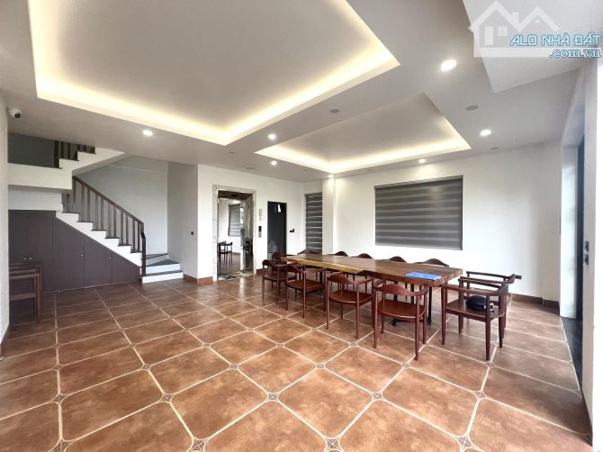 CHO THUÊ NHÀ NGUYÊN CĂN PHỐ NGỌC THỤY -VIEW SÔNG  CỰC THOÁNG– 4 PHÒNG NGỦ - 4