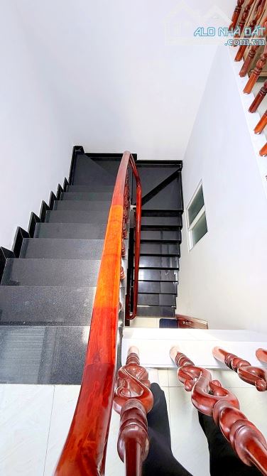 Nhà Đẹp QUẬN 12 cũ - Hẻm Xe Hơi Khu Bộ HIỆP THÀNH - 50m² - 5,3 TỶ. - 4