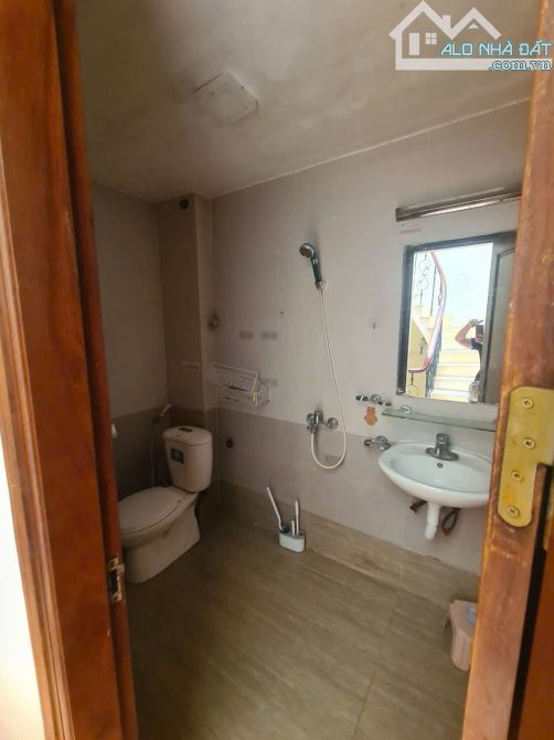 Cho thuê nhà nguyên căn 3 tầng,60m², ngõ 212 Phú Mỹ, gần Bến xe Mỹ Đình