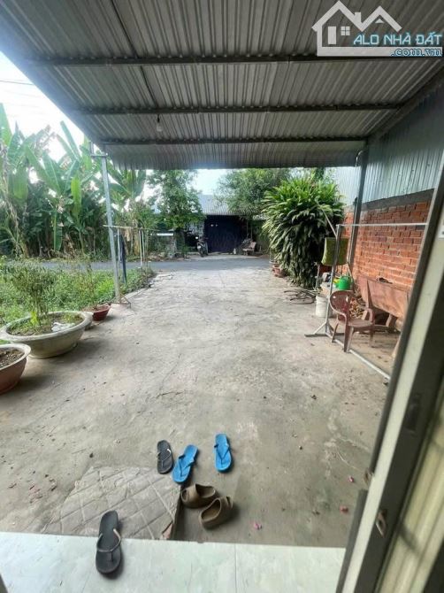 Cần bán gấp căn Nhà cấp 4, 102m2, ở Tân Phú Trung, Củ Chi, giá bán nhanh chỉ 890trieu SHR