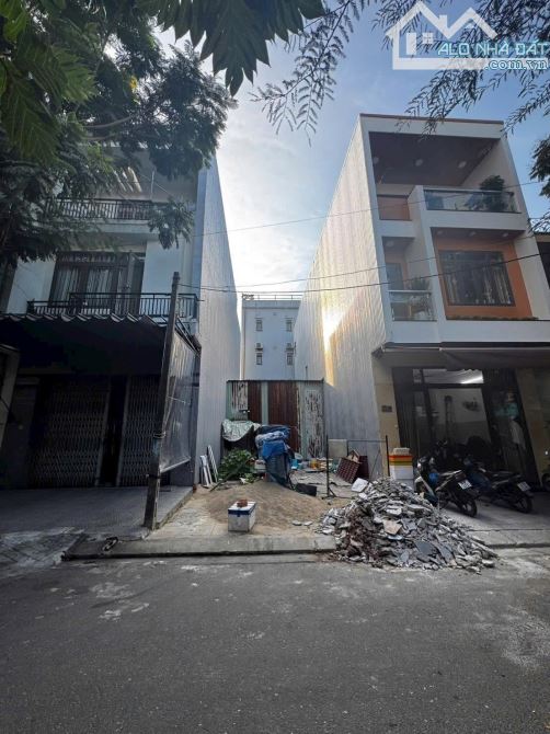 👉Bán Đất Đường Lâm Quang Thự , Hướng Đông Nam , Gần Biển -Quận Liên Chiểu-Gía 5,99Tỷ - 2