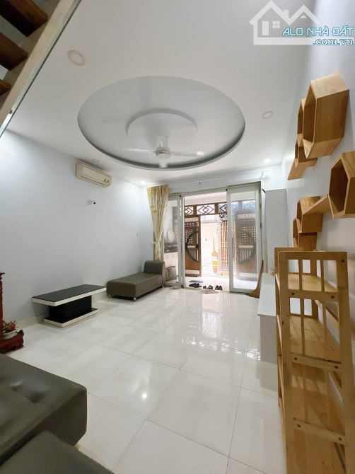 NHÀ ĐẸP GIÁ RẺ - ĐƯỜNG SỐ 7 TÊN LỬA - NGAY CÔNG VIÊN PHÚ LÂM - GIÁ NHỈNH 4T TL - 2