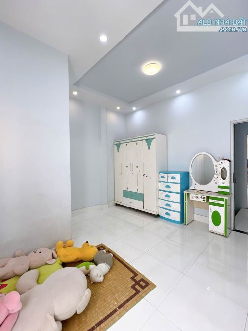 NHÀ ĐẸP GIÁ RẺ - ĐƯỜNG SỐ 7 TÊN LỬA - NGAY CÔNG VIÊN PHÚ LÂM - GIÁ NHỈNH 4T TL - 8