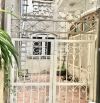 Cho thuê nhà nguyên căn 50m² x 3 tầng + 1 tum ngõ 426 Đường Láng, Đống Đa – 12 triệu/tháng