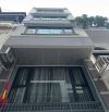 HIẾM 1.0.2!!! 17 TỶ - Ô TÔ ĐỖ CỬA - NHÀ PHỐ LÝ NAM ĐẾ - 35M2 - 6 TẦNG - 2 BƯỚC RA MẶT PHỐ