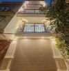 Nguyễn Chí Thanh 17m2  6 Tầng  - Hơn 5 tỷ- Cách phố 10m