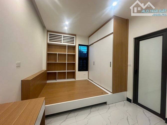 Nhà đẹp 5 tầng chỉ cần xách vali về ở tại Phúc Thịnh - 1