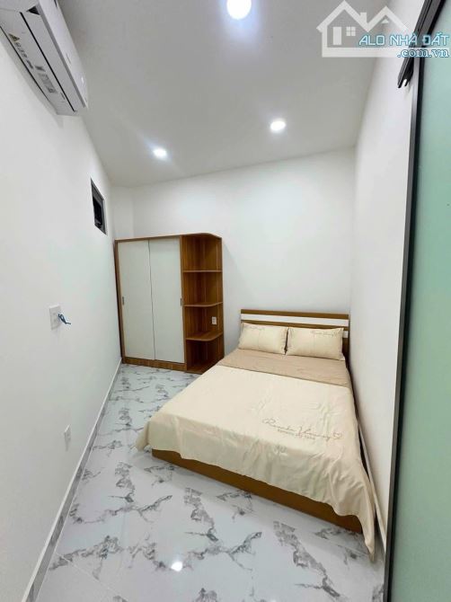 NHÀ 2 TỶ QUANG TRUNG GÒ VẤP 2 TẦNG 3 PHÒNG NGỦ 2WC - 4