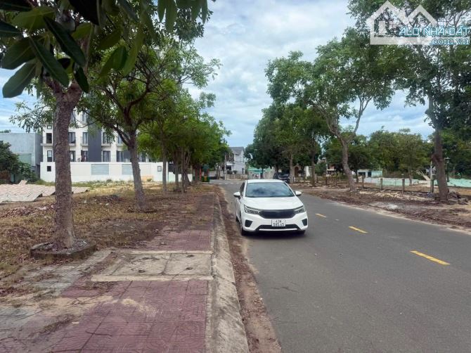 Bán đất mặt tiền đường Nam Trân Điện Ngọc Điện Bàn