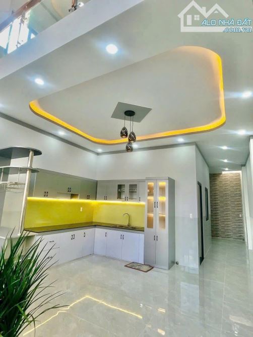 Trả nợ ngân hàng, cần bán gấp căn nhà gác lửng đúc gần KDL Bửu Long - 2