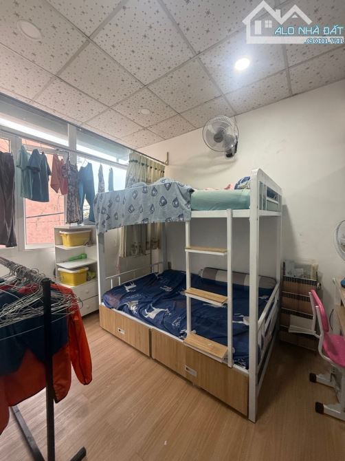 2 tỷ 200 - Nhà 2 mặt tiền hẻm xe hơi đỗ cửa 2 lầu trục Phan Huy Ích - 4