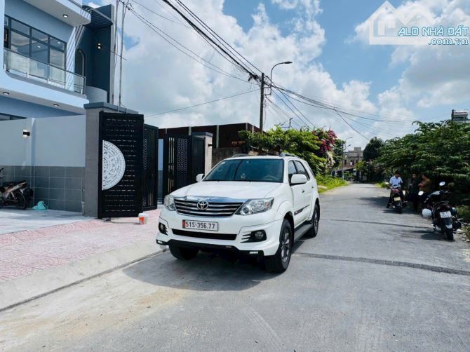 Bán Nhà Mới 100% MT Xuân Thới Thượng 20 Bà Điểm - 5x24m- Full Nội Thất - Sân Ô Tô- 5ty6 TL - 5