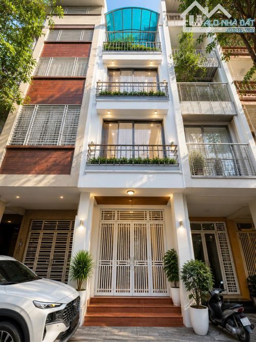 CHO THUÊ NHÀ  MẶT NGÕ ĐƯỜNG CHIẾN THẮNG, HÀ ĐÔNG, 45M², 4 TẦNG, Ô TÔ, Kd,20 TRIỆU/THÁNG