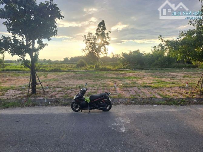 CHUYỂN NHƯỢNG CẶP ĐẤT LÂM SA – TỪ LỄ – HỘI AN -ĐÀ NẴNG ( QUẢNG NAM)