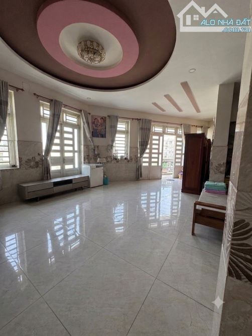 SIÊU PHẨM GÓC 2 MẶT TIỀN THỊ TRẤN TÂN HIỆP – 324M² – 3 TẦNG – CHỈ 17 TỶ 5 - 2