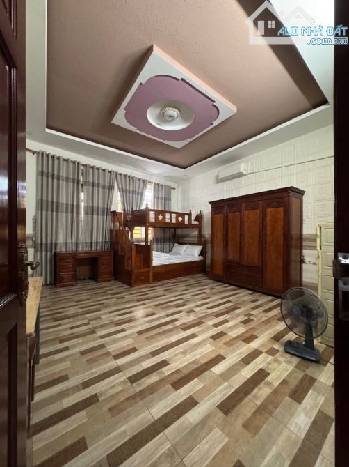 SIÊU PHẨM GÓC 2 MẶT TIỀN THỊ TRẤN TÂN HIỆP – 324M² – 3 TẦNG – CHỈ 17 TỶ 5 - 3