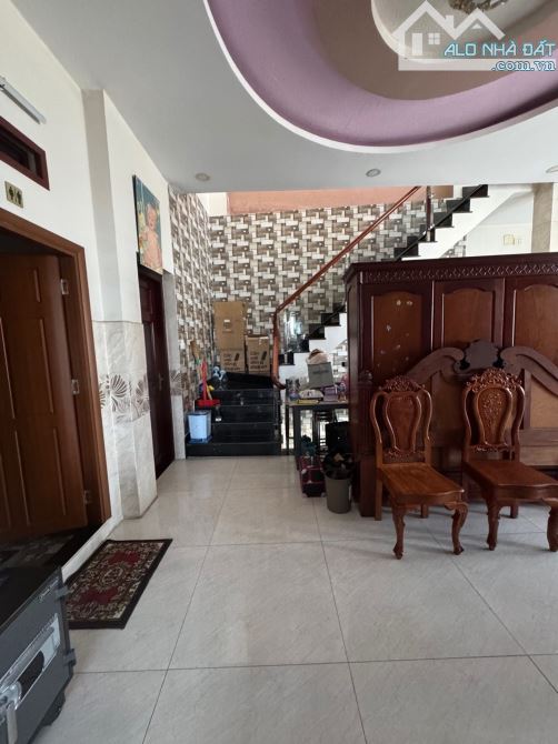 SIÊU PHẨM GÓC 2 MẶT TIỀN THỊ TRẤN TÂN HIỆP – 324M² – 3 TẦNG – CHỈ 17 TỶ 5 - 6