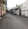 Biệt thự sân vườn - kế Vincom Lê Văn Việt  - 200M - 2 tầng - giá 15.2tỷ