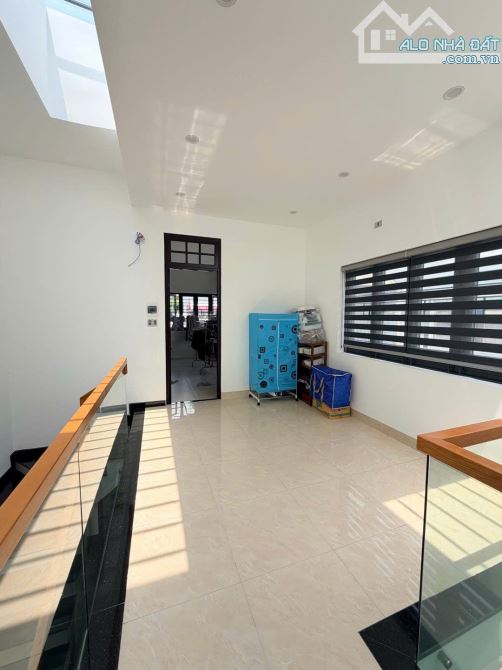 BÁN NHÀ 3 TẦNG CẠNH CHƯƠNG DƯƠNG 100M2 KHU PHÁO HOA CHỈ 15 TỶ X - 2