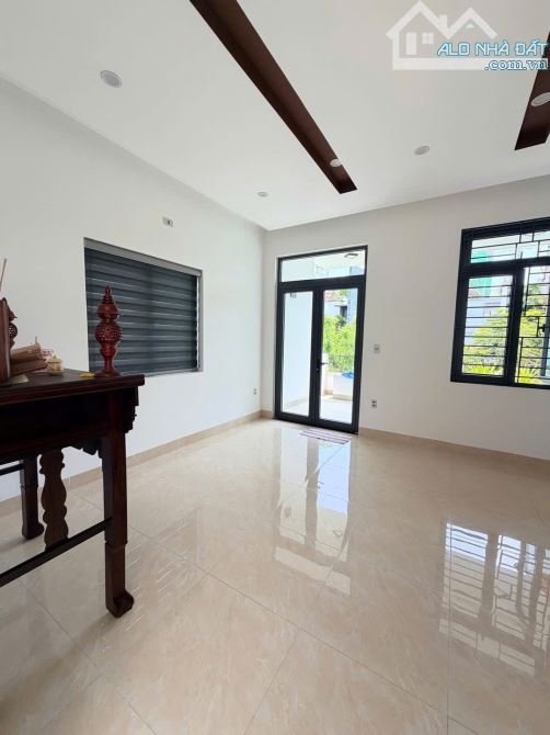 BÁN NHÀ 3 TẦNG CẠNH CHƯƠNG DƯƠNG 100M2 KHU PHÁO HOA CHỈ 15 TỶ X - 4