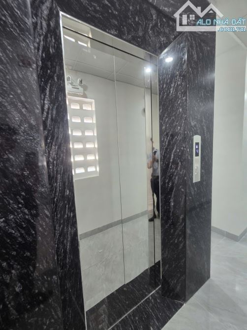 BÁN TÒA CĂN HỘ 6 TẦNG 15 PHÒNG ĐƯỜNG NGUYỄN XIỂN,NGŨ HÀNH SƠN