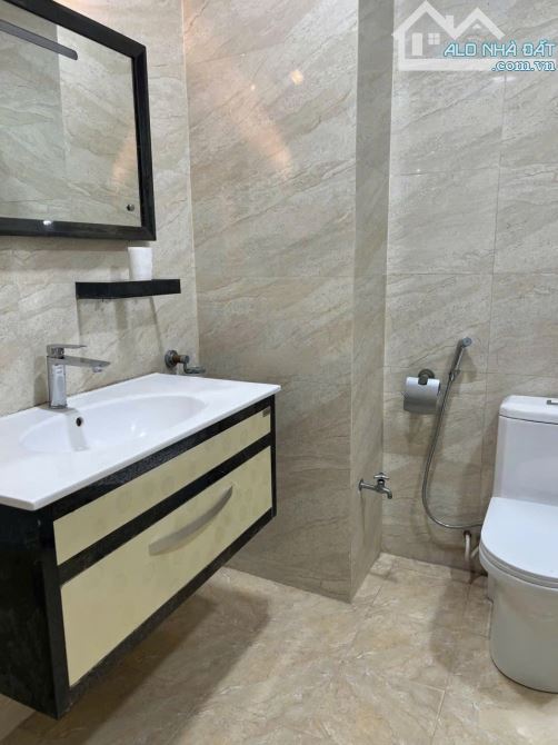🏢 CHO THUÊ CĂN HỘ CAO CẤP NGỌC KHÁNH - BA ĐÌNH - 2