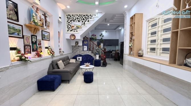 CHỦ CẮT LỖ BÁN GẤP NHÀ 50m2 4 TẦNG 4PN, HẺM OTO KHU PHÂN LÔ ĐƯỜNG HIỆP THÀNH 13, 5.X TỶ TL