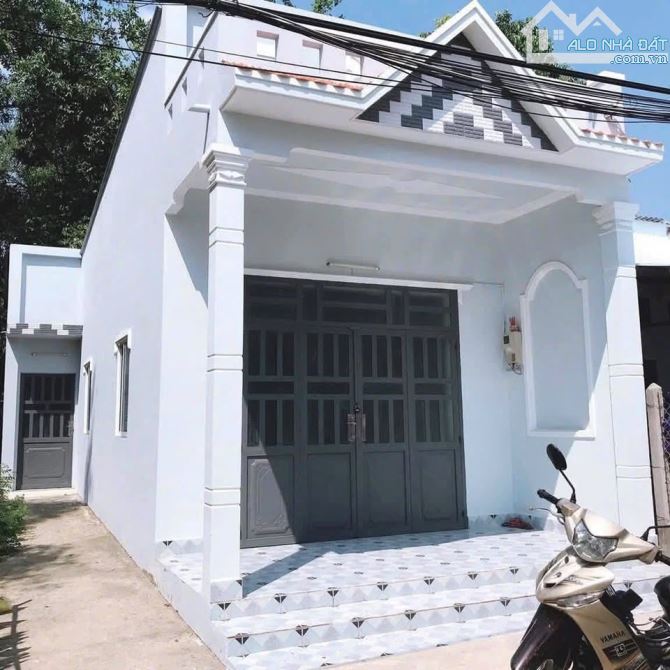 Chủ cần bán gấp căn nhà 103m2 đường Cây Da Tân Phú Trung Củ Chi chỉ 890tr