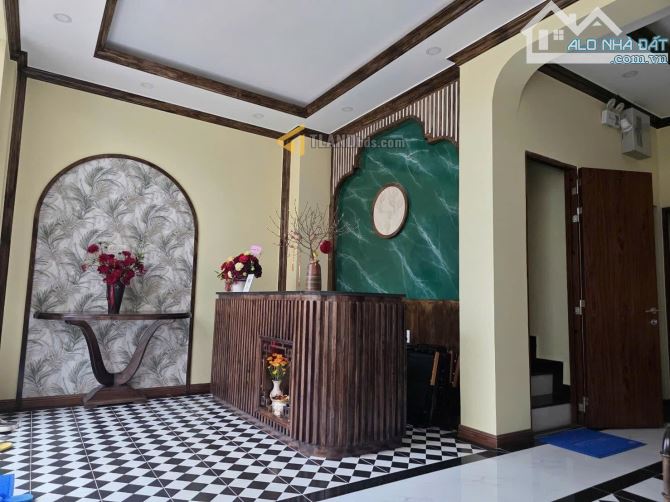 Khách sạn/CHDV Lê Hồng Phong đường ô tô ngay trung tâm