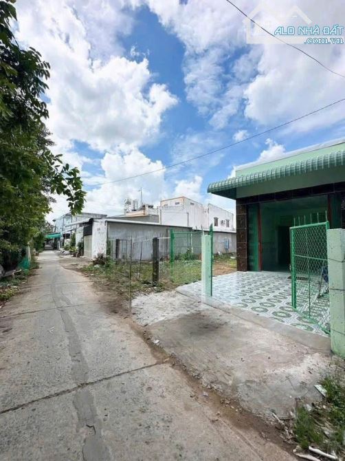 Ra gấp 251m2 nhà đất Phước Hiệp, Củ Chi, Bán gấp trong tuần với giá 800triệu, Sổ riêng