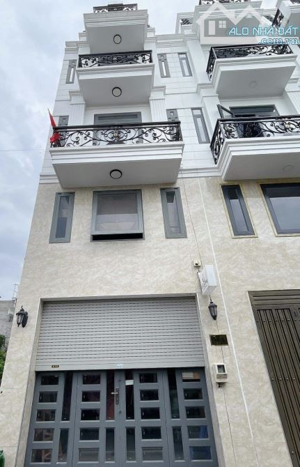 CHỦ CẦN BÁN GẤP GIẢM NGAY 1TỈ CHỈ CÒN 6TỈ