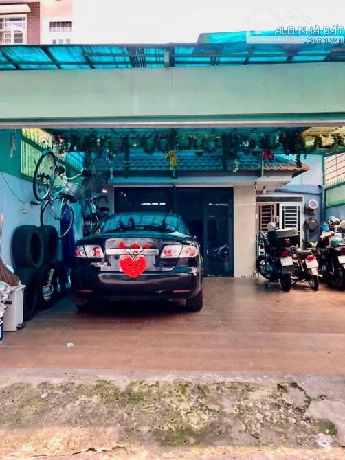 Bán nhà Hẻm 6m Thích Quảng Đức - gần Nguyễn Kiệm vào, 6,2x27m, 2 tầng, 1 chủ, 21,5 Tỷ.
