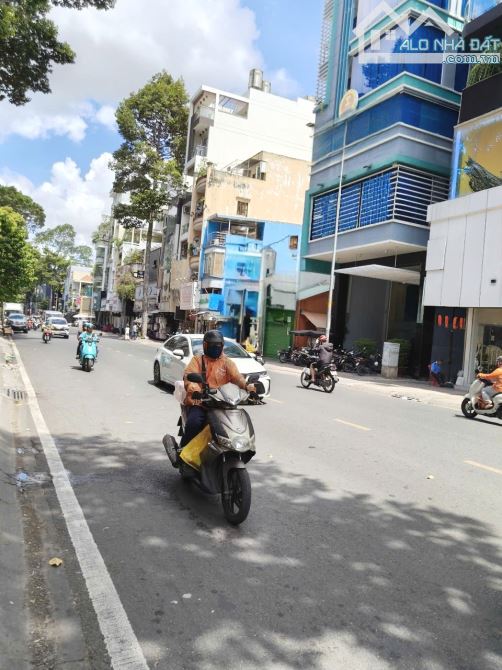 Cho thuê nhà mặt tiền Nguyễn Trãi, Phường 3 ,Quận 5 4x20 3,5 tấm 5 phòng 5 wc kinh doanh t - 1